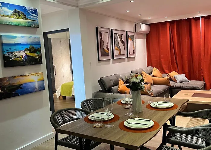 City Metro Apartment